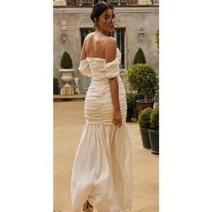 Selfie Leslie Dalisha Off Shoulder Ruched Maxi Dress Cream